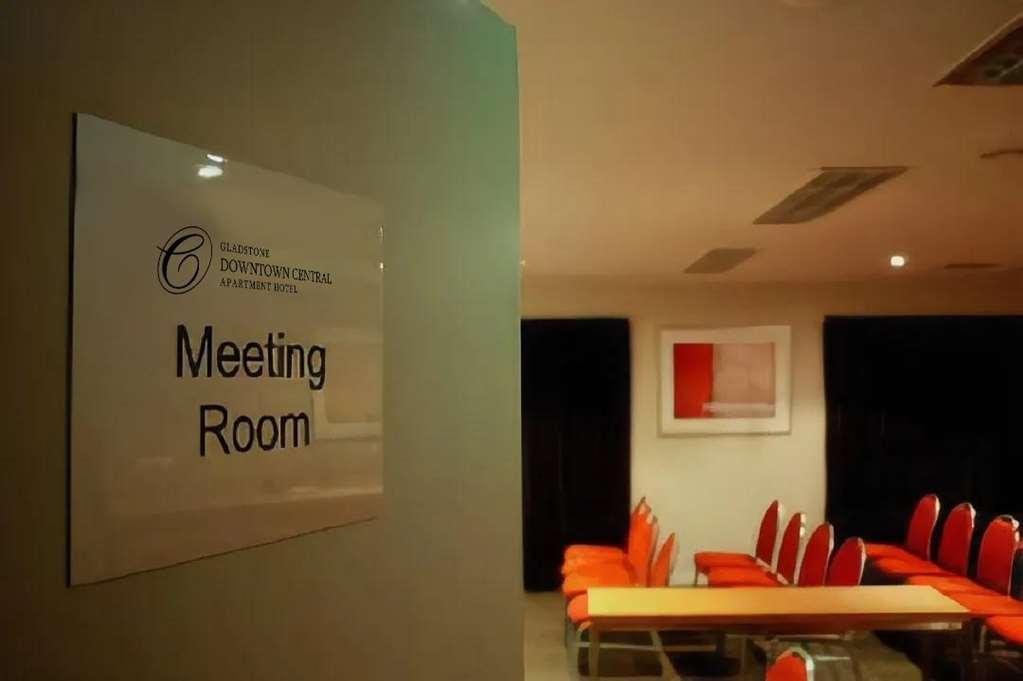Gladstone Downtown Central Apartment Hotel Official Зручності фото